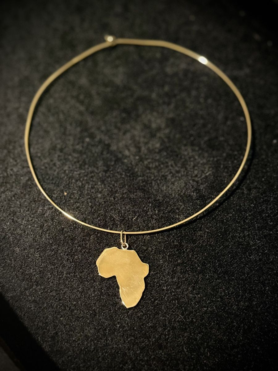 Collier Lagos — pendentif Afrique en bronze
